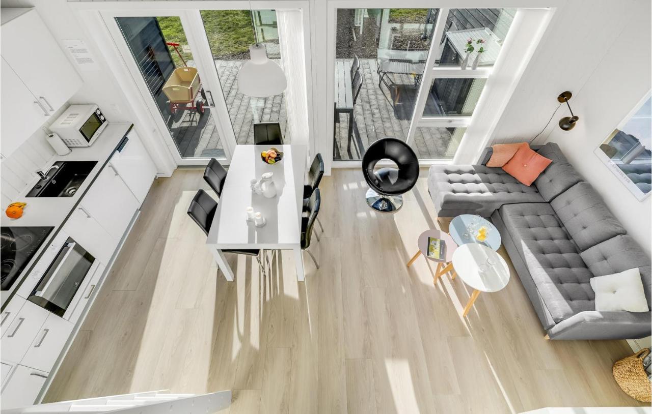 Awesome Home In Ringkobing With Kitchen Sondervig Luaran gambar
